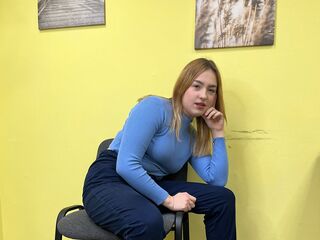 GuinevereBatters's Watch live cam girls online Profile Image